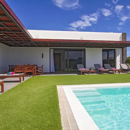 Zanata With Air Conditioning And Hot Tub
